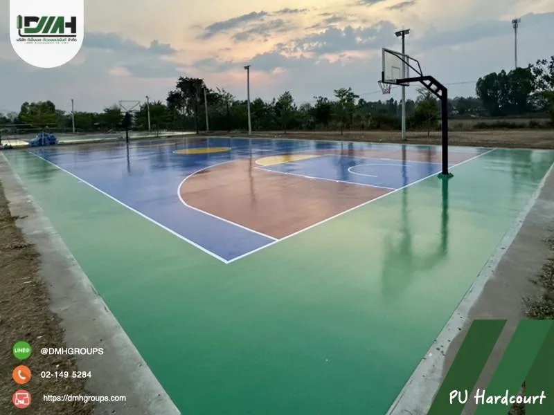 สนามกีฬากลางแจ้งพื้น PU พร้อมแป้นบาส